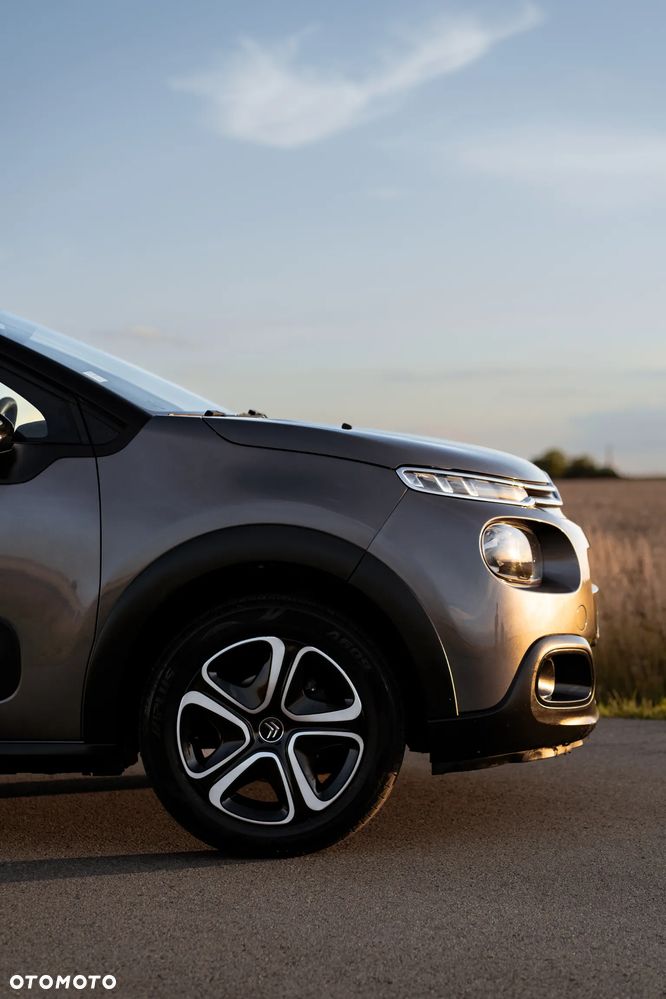 Citroën C3 1.2 PureTech Shine - 23