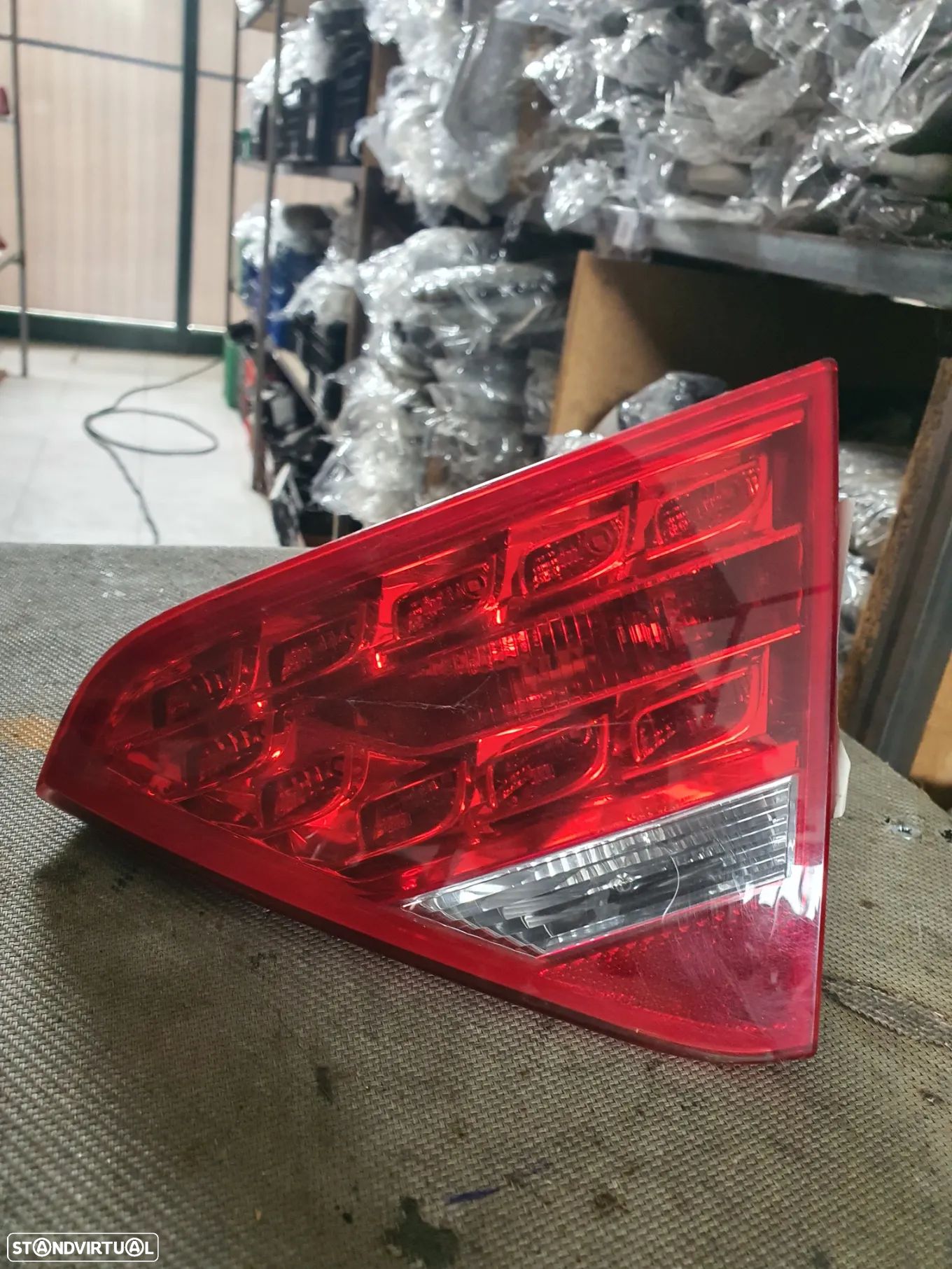 FAROLIM DIREITO MALA AUDI A5 8T / 8T0945094A - 1