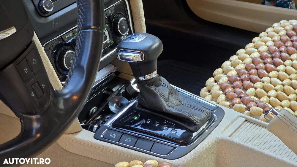 Skoda Superb 2.0 TDI Elegance DSG - 9