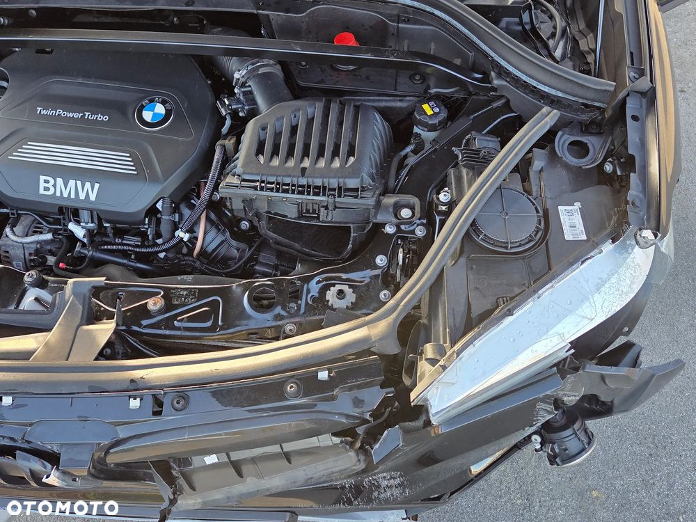 BMW X1 sDrive16d Sport Line - 40