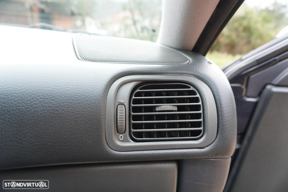 Volvo S40 1.9 D CR - 37