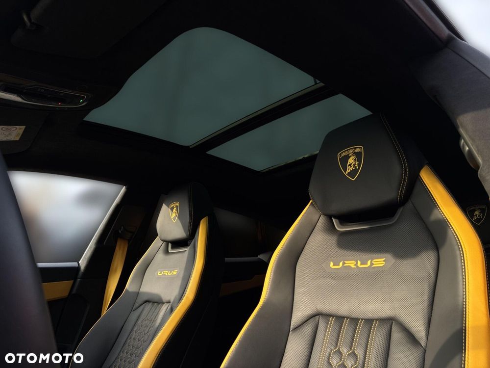 Lamborghini Urus - 15