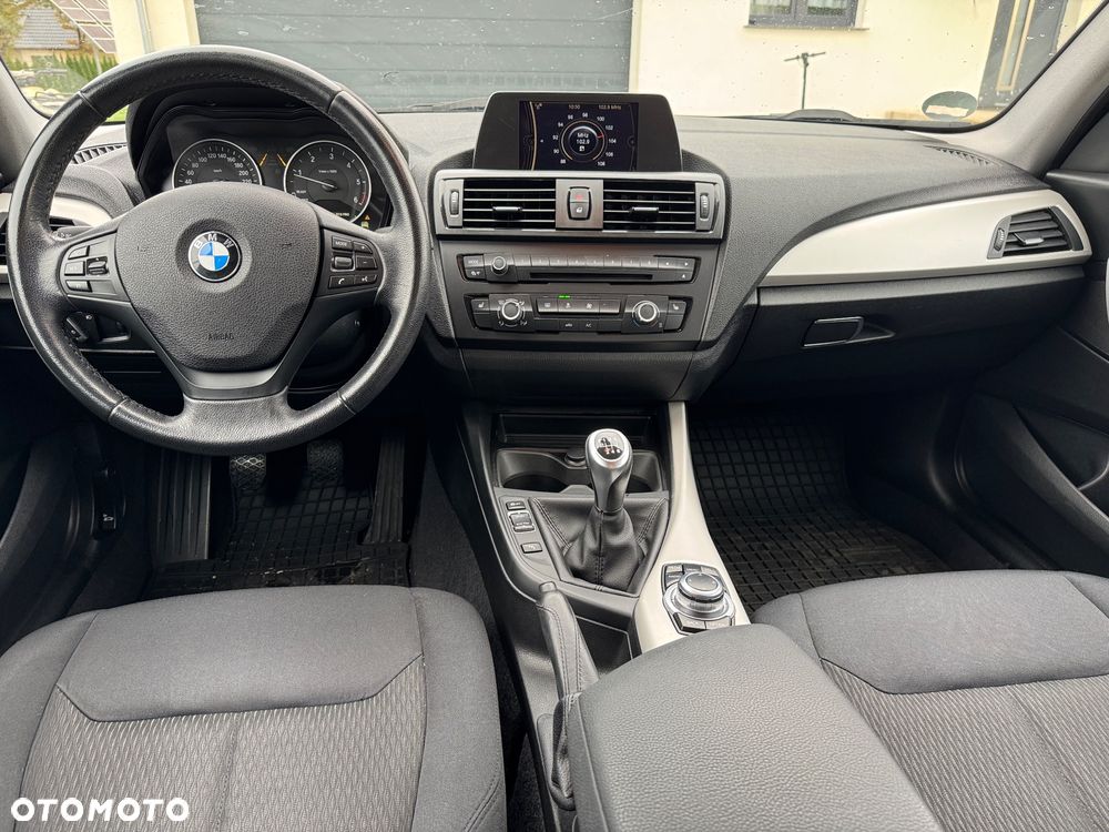 BMW Seria 1 116d - 23