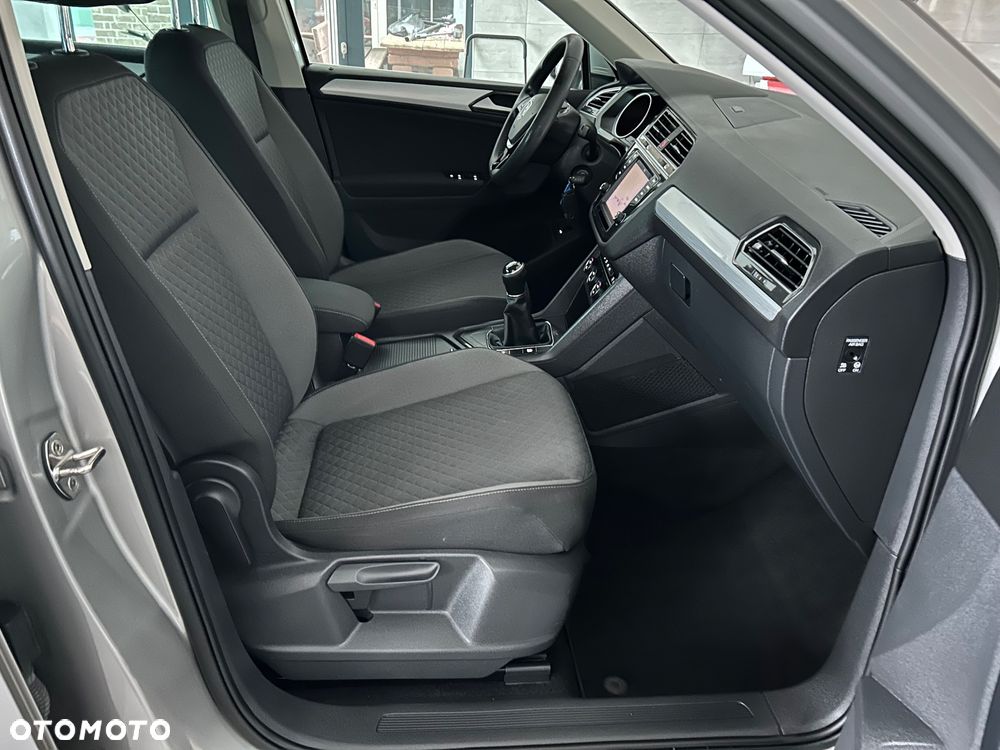 Volkswagen Tiguan 2.0 TDI BMT SCR Comfortline - 29