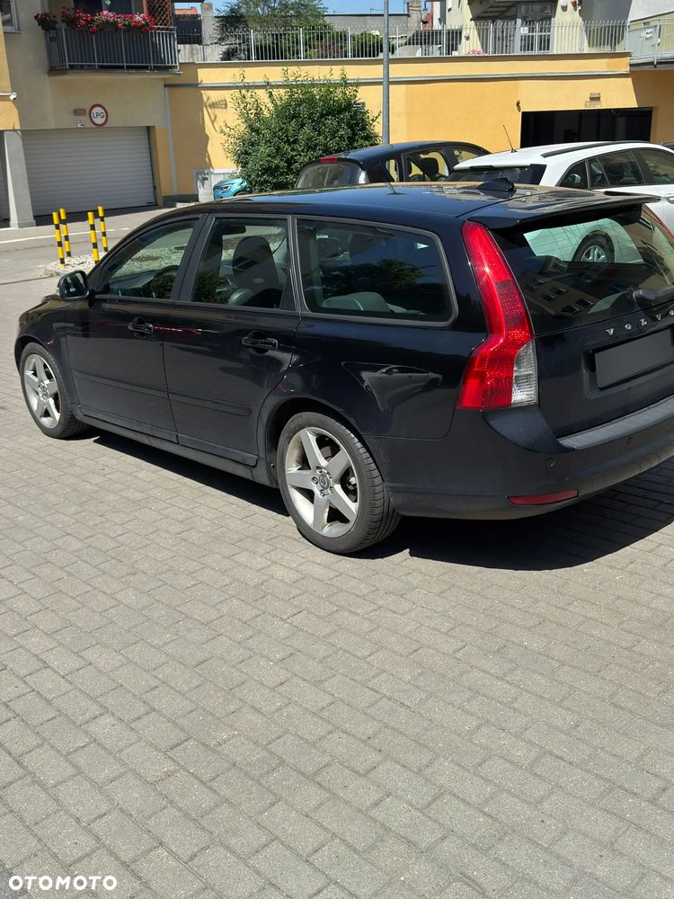 Volvo V50 - 2