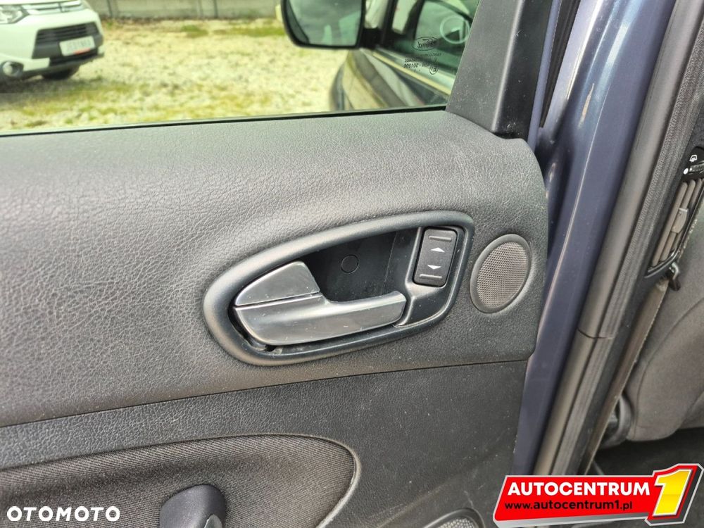 Ford S-Max - 18