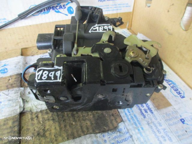 Fecho FEC1899 VW GOLF 4 2000 TD ELETRICO - 3