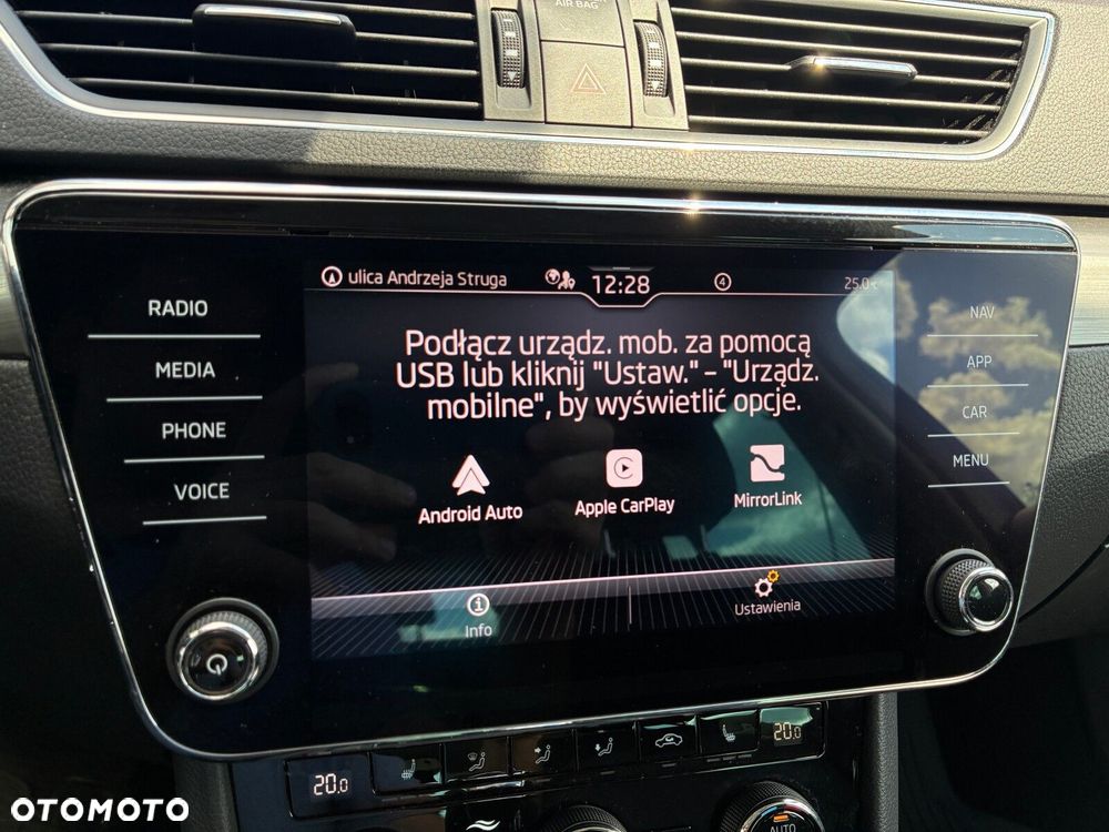 Skoda Superb 2.0 TDI SCR Style DSG - 19
