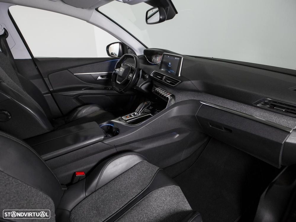 Peugeot 3008 - 11