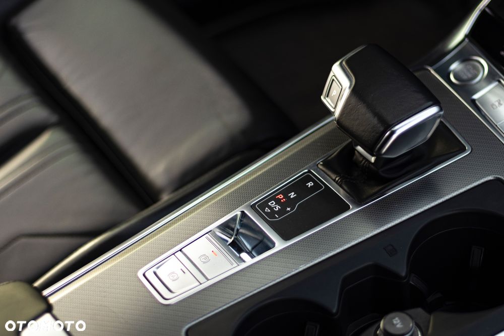 Audi A6 Avant 50 TDI mHEV Quattro Tiptronic - 26