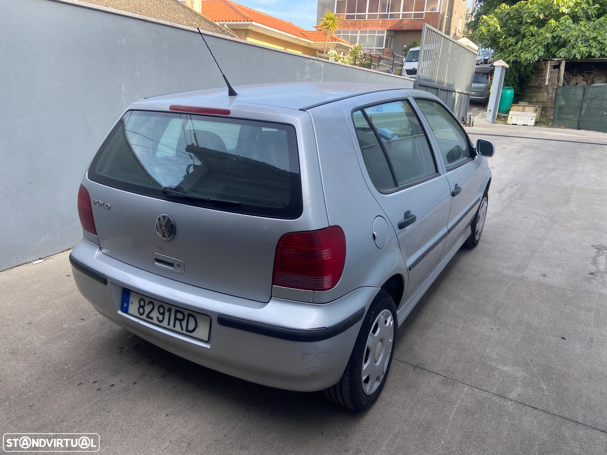 VW Polo 1.0 Confortline - 2