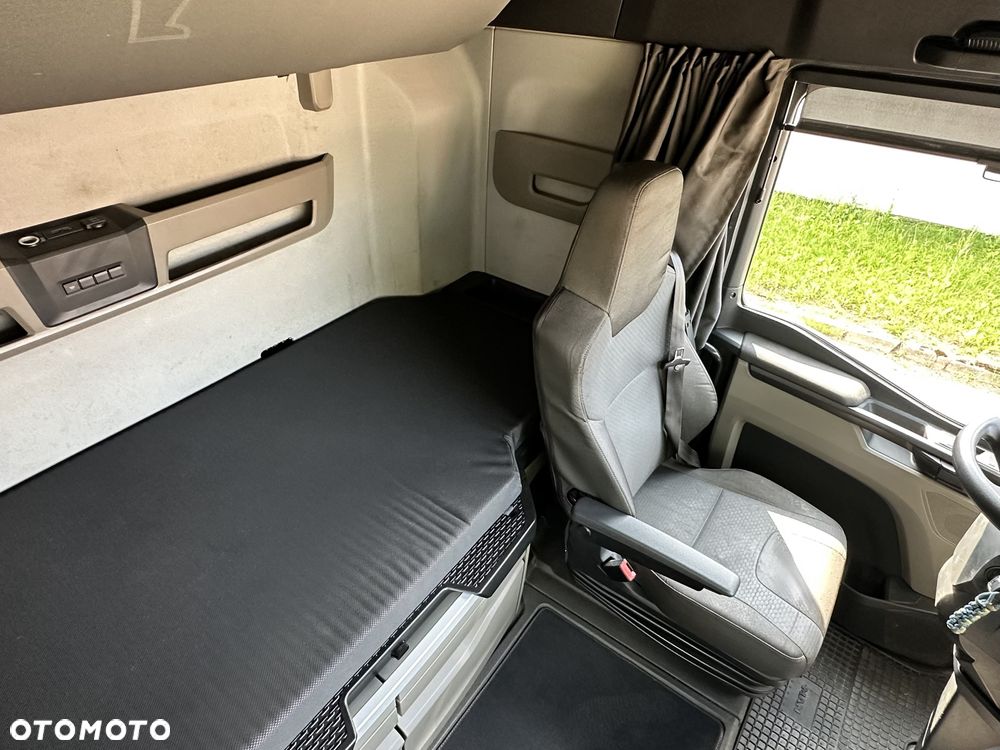 MAN TGX - 13