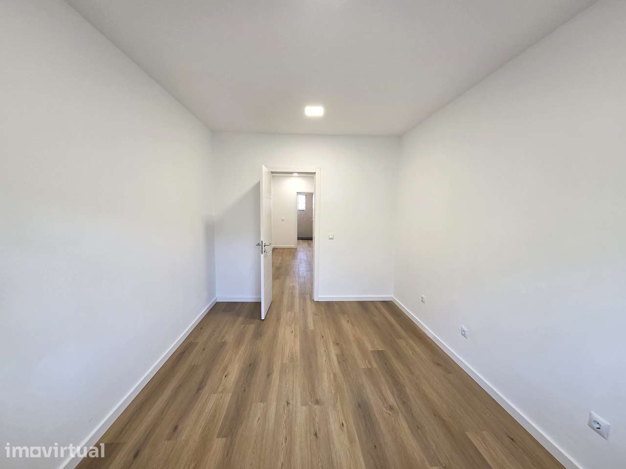 PRAGAL - Apartamento T3 TOTALMENTE REMODELADO! - Grande imagem: 4/17