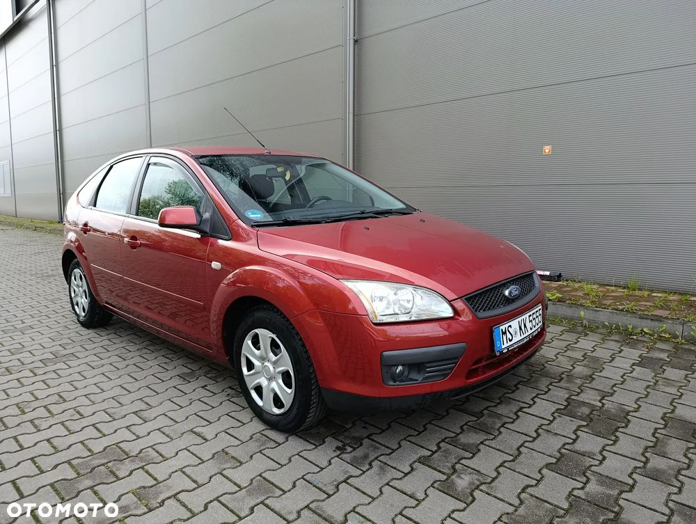 Ford Focus 1.6 16V Fun X - 1