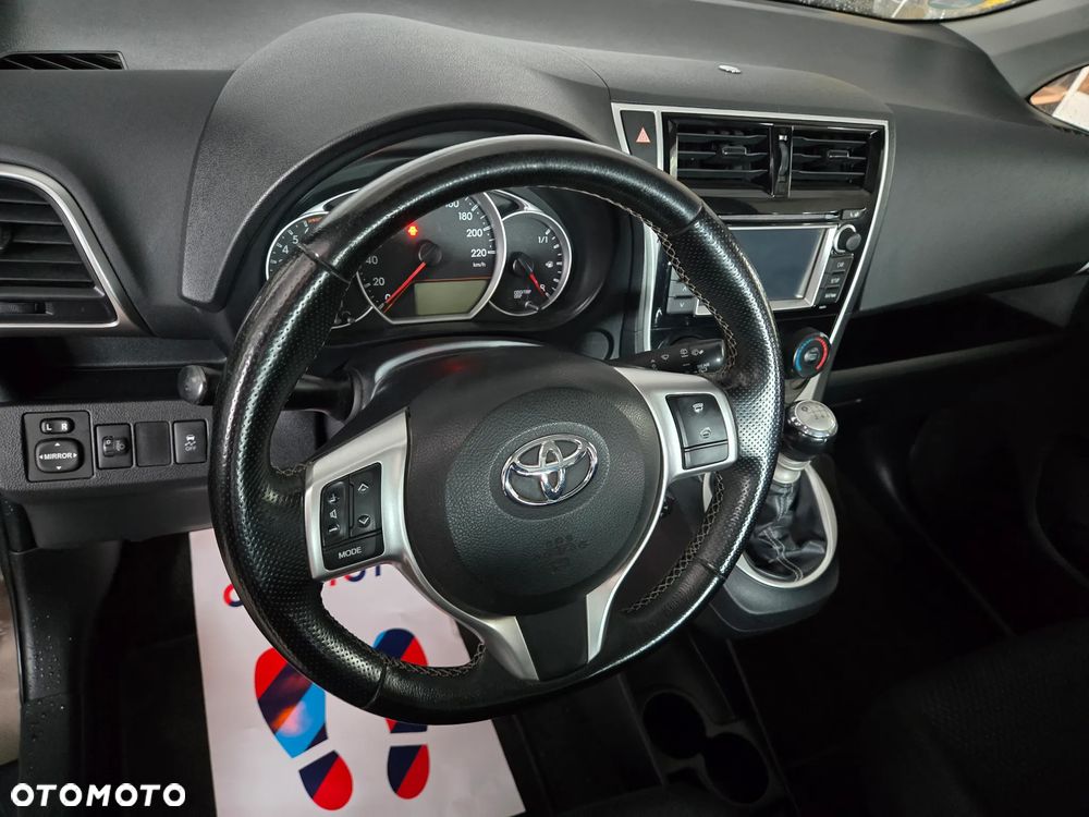Toyota Verso S 1.33 VVT-i Comfort - 10