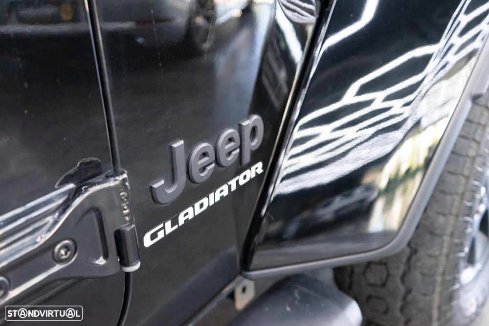 Jeep Gladiator 3.0 CRD Overland AT8 - 16