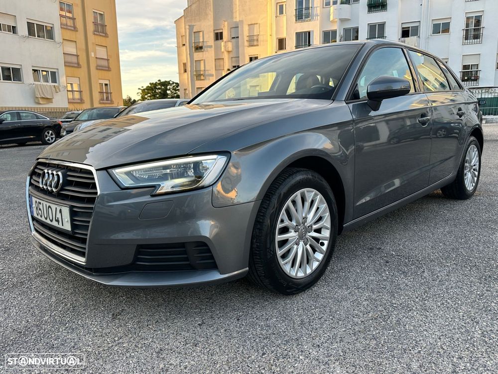 Audi A3 Sportback 1.6 TDI Design - 2