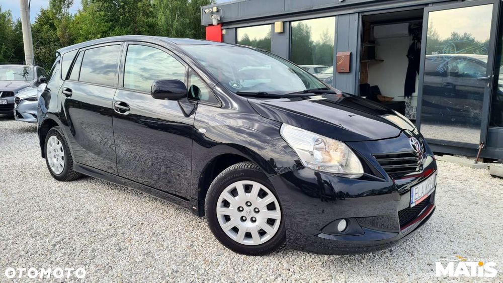 Toyota Verso - 31