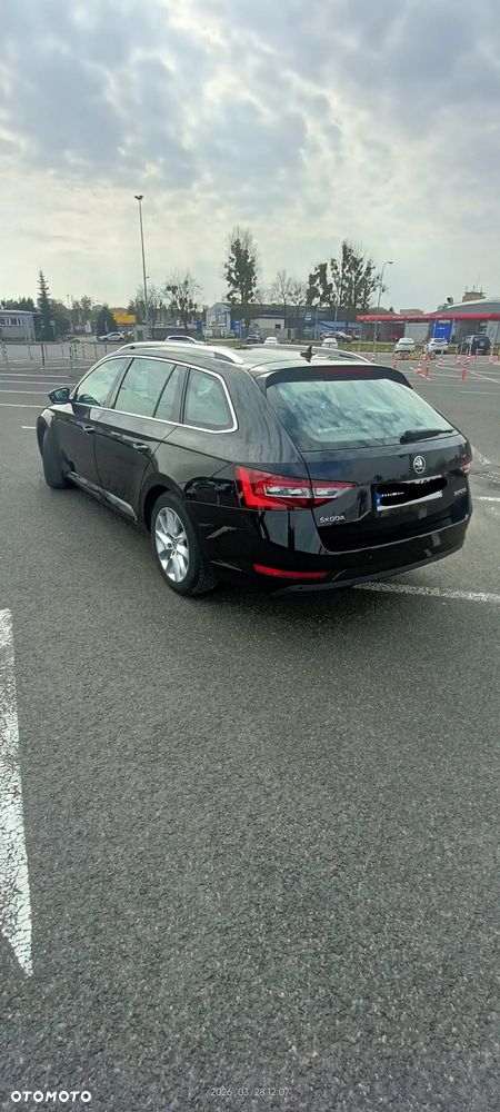 Skoda Superb 2.0 TDI Style DSG - 4