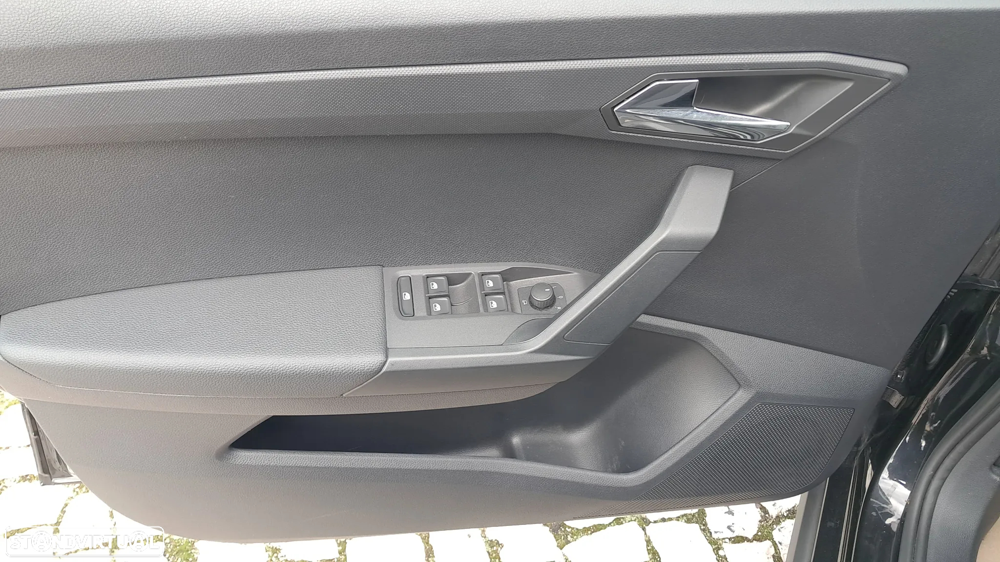 SEAT Arona 1.0 TSI Xcellence - 17