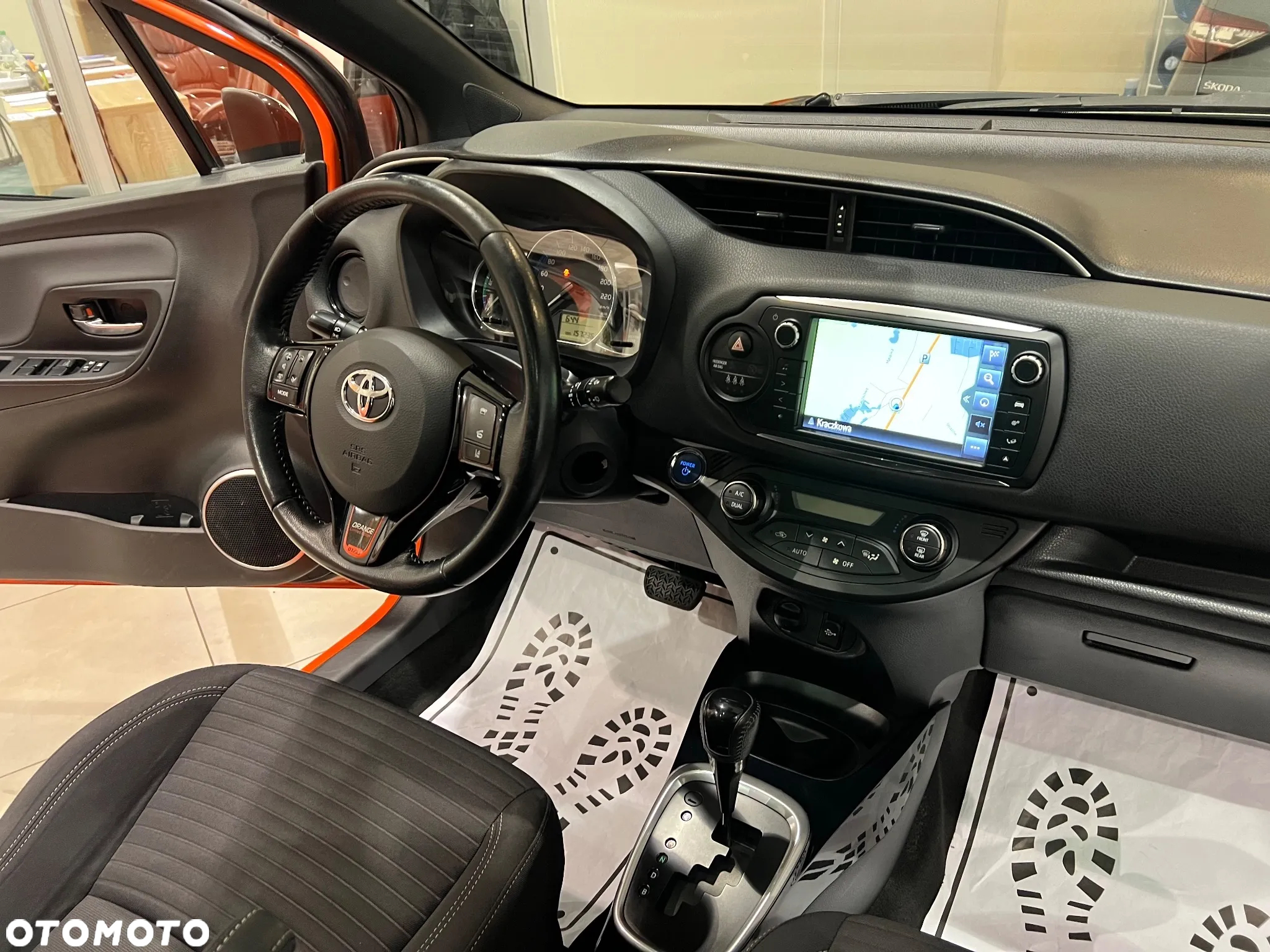 Toyota Yaris - 37