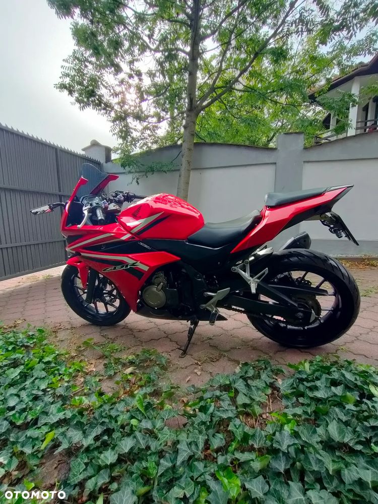 Honda CBR - 4