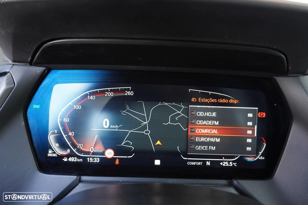 BMW 116 d Pack Desportivo M - 15