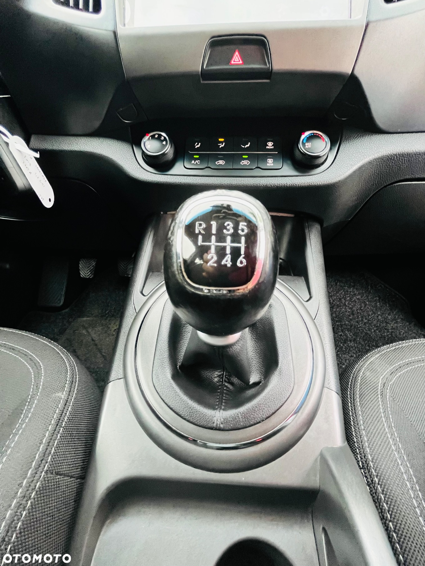 Kia Sportage 1.6 GDI Business Line 2WD - 30