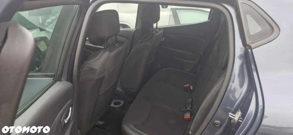 Renault Clio TCe 90 TECHNO - 10