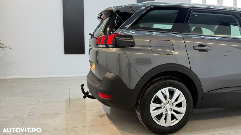 Peugeot 5008 - 31