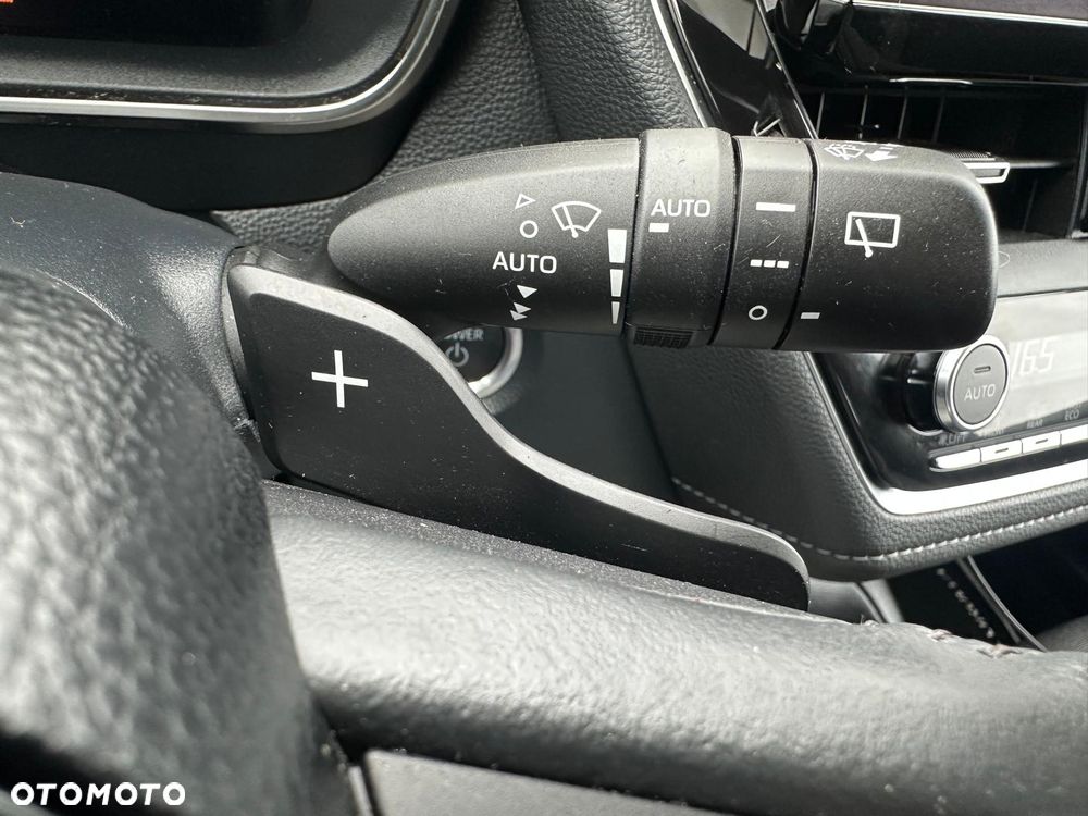 Toyota Corolla 2.0 Business Edition - 18