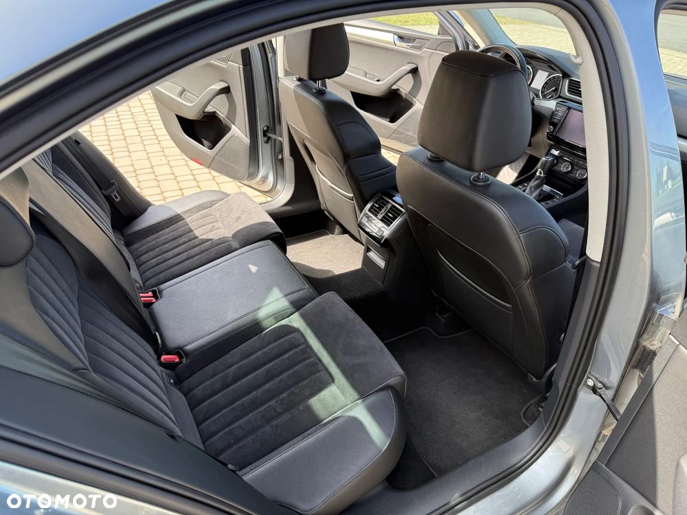 Skoda Superb 2.0 TSI Ambition DSG - 18