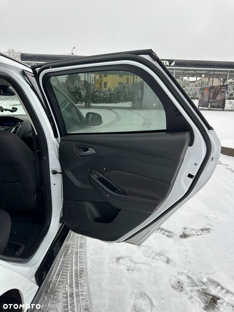 Ford Focus - 13