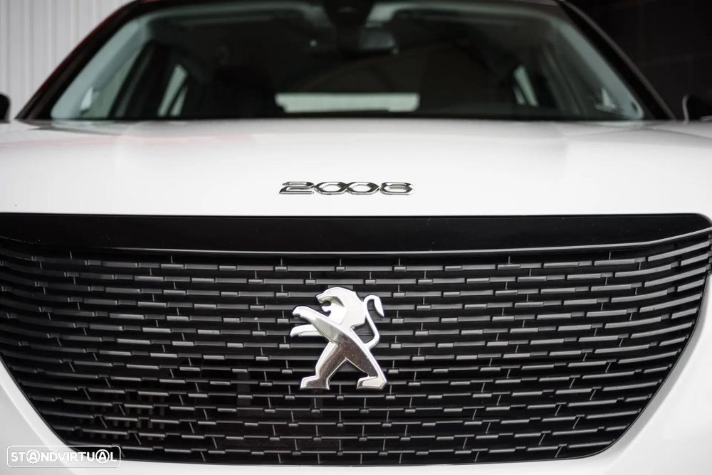 Peugeot 2008 PureTech 130 EAT8 Allure - 19