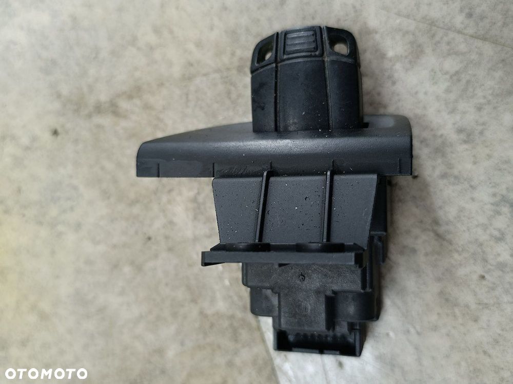 STACYJKA BMW 1 E87 6954717 2.0 D 118d - 2