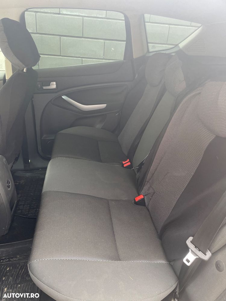 Ford Kuga 2.0 TDCi 4WD Titanium - 9