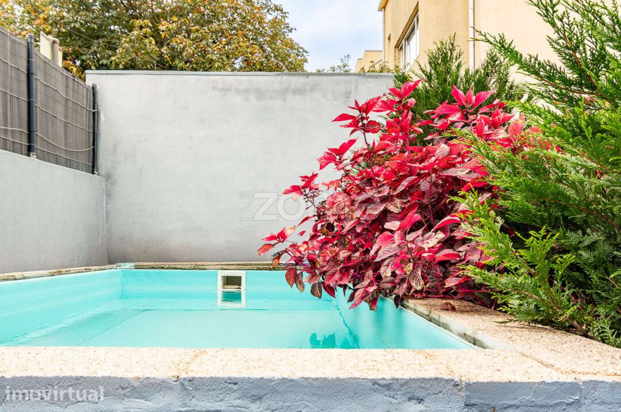 Moradia T4 de Charme com Jardim e Piscina na Foz, Porto - Grande imagem: 3/33