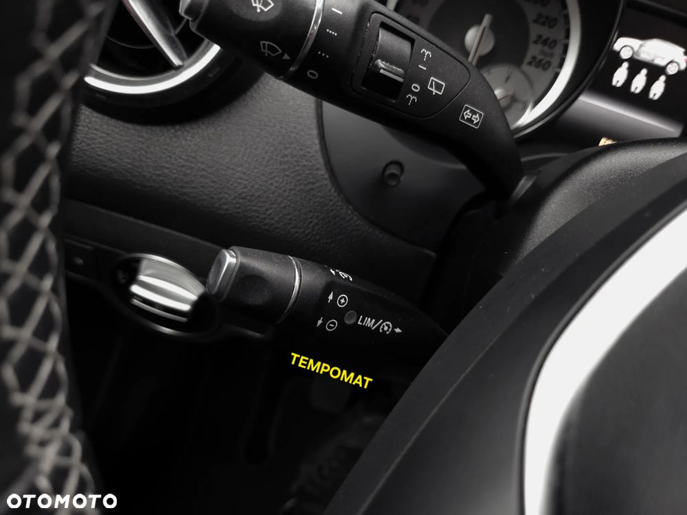 Mercedes-Benz GLA 200 - 27