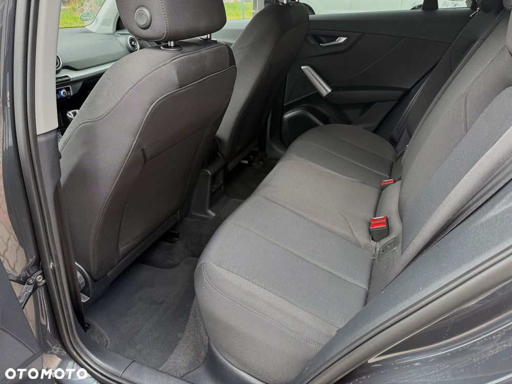 Audi Q2 35 TFSI S tronic design - 17