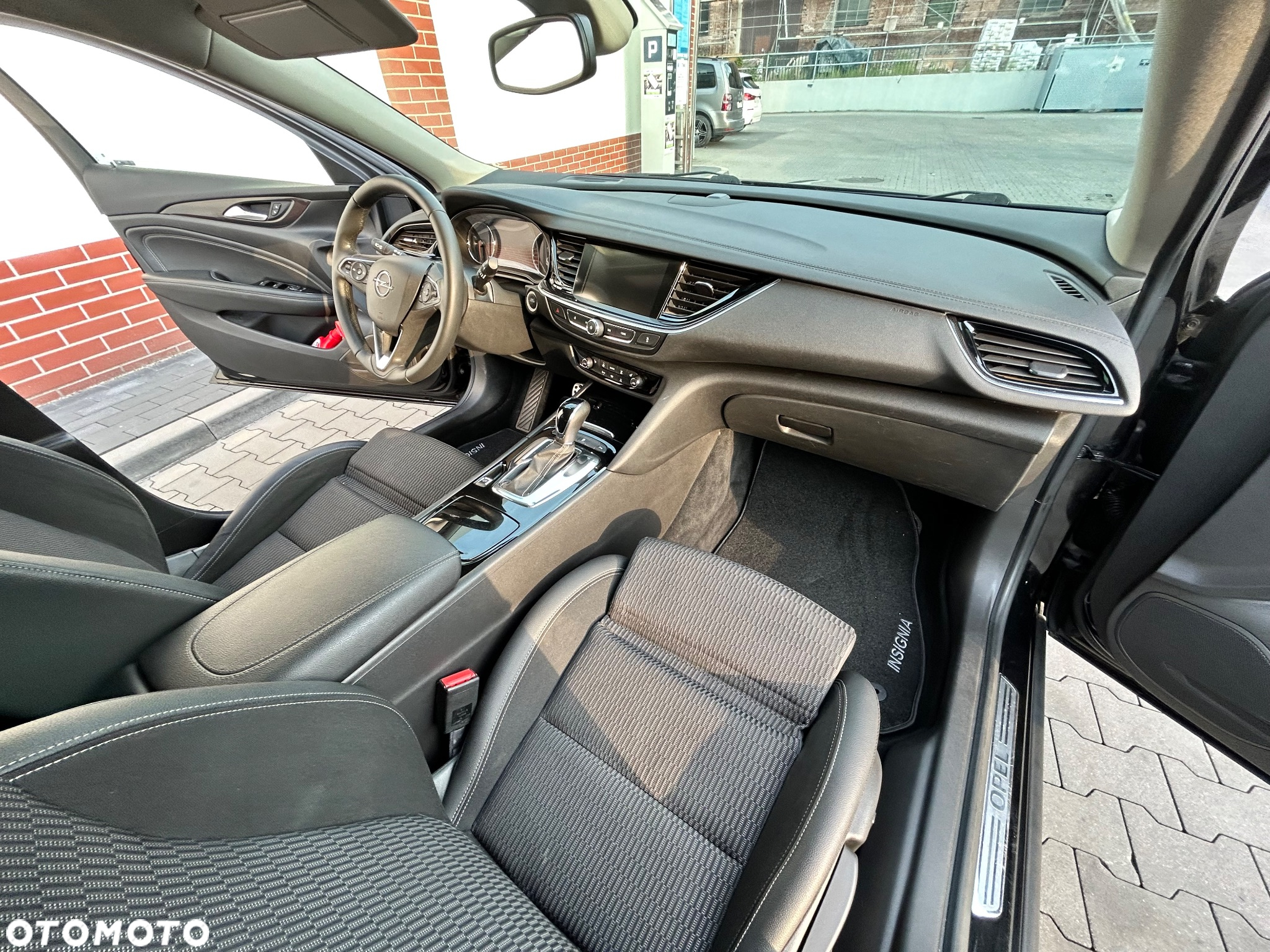 Opel Insignia 2.0 CDTI automatik Business Innovation - 13