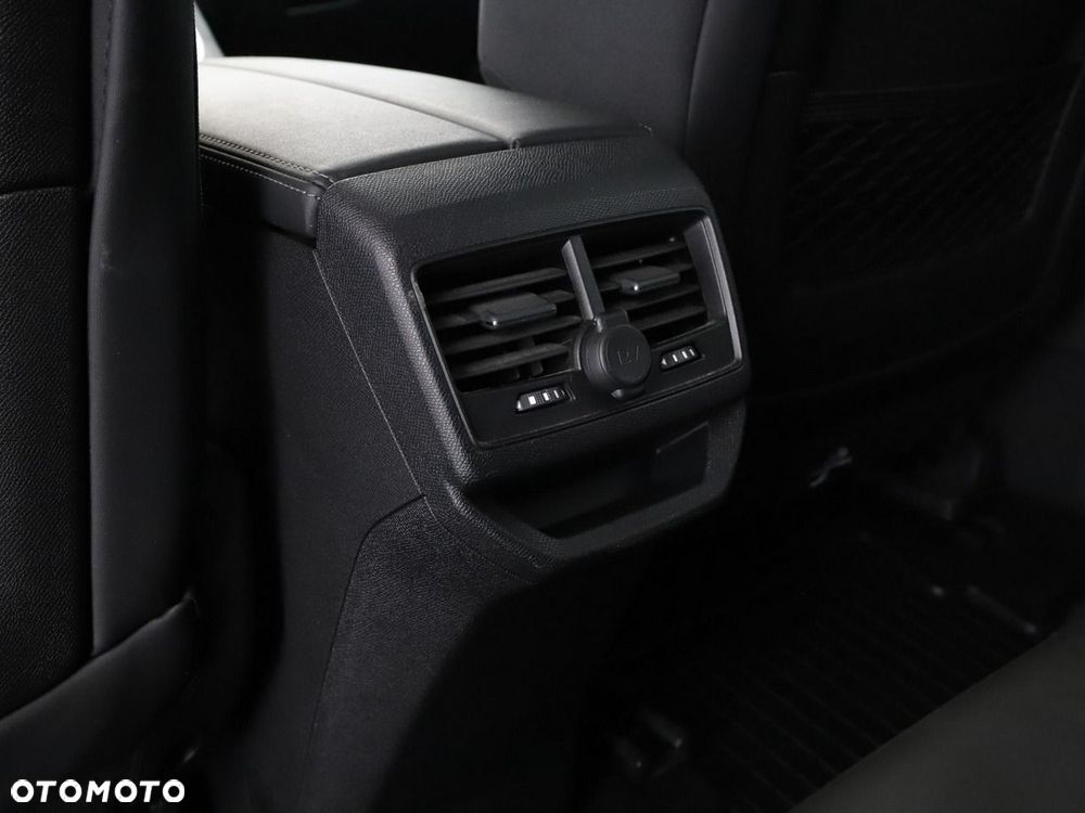Peugeot 3008 1.5 BlueHDi Allure S&S - 40