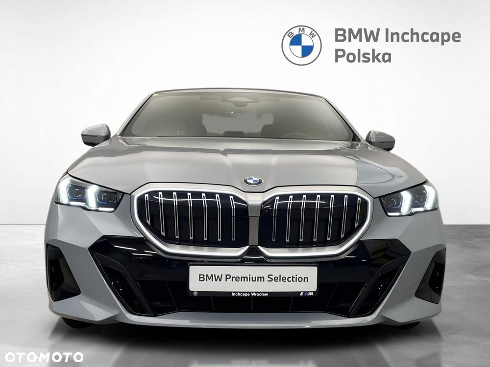 BMW Seria 5 520d xDrive mHEV M Sport - 9