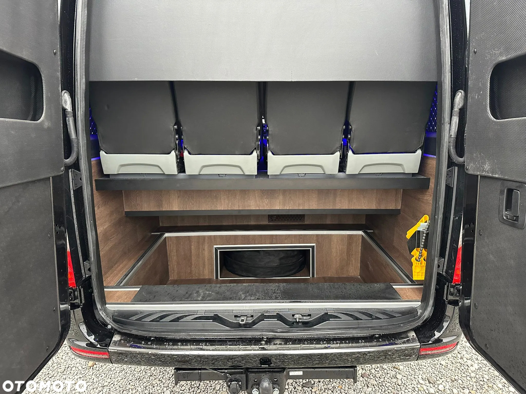 Mercedes-Benz Sprinter 519 - 17