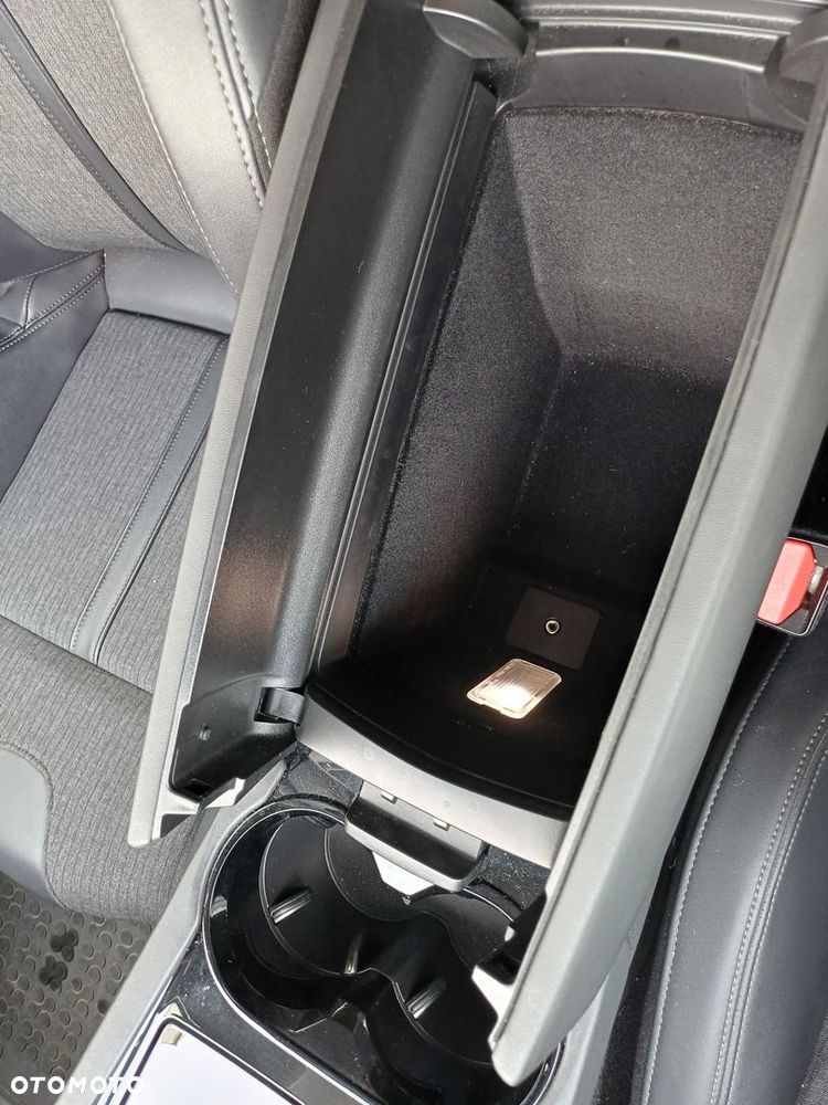 Peugeot 508 1.5 BlueHDi Allure Pack S&S EAT8 - 26