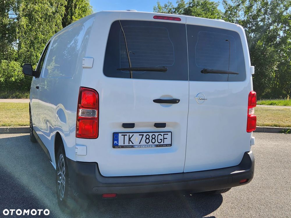 Opel Vivaro - 8