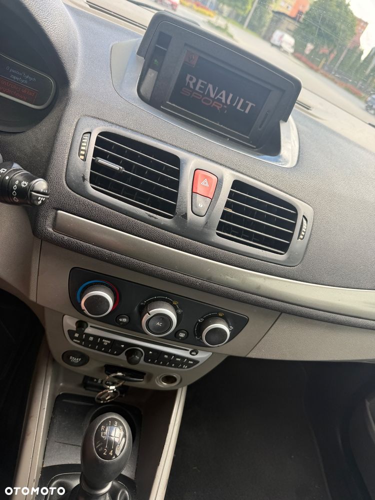 Renault Megane 1.5 dCi Authentique - 8