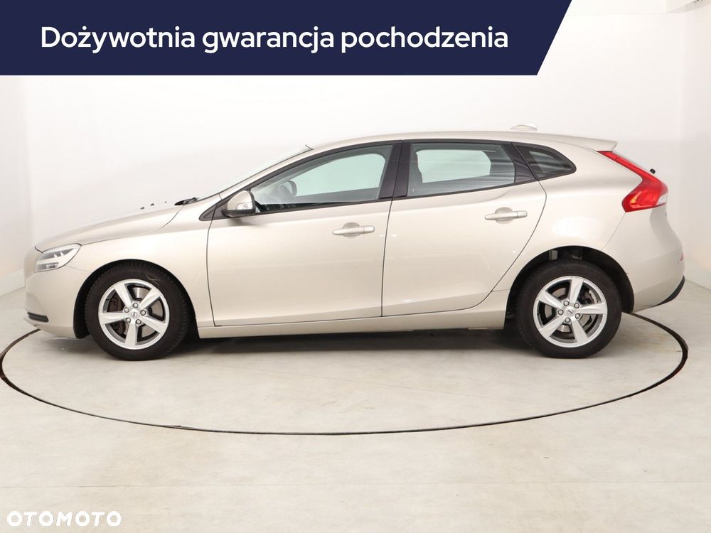 Volvo V40 2016 photo 3