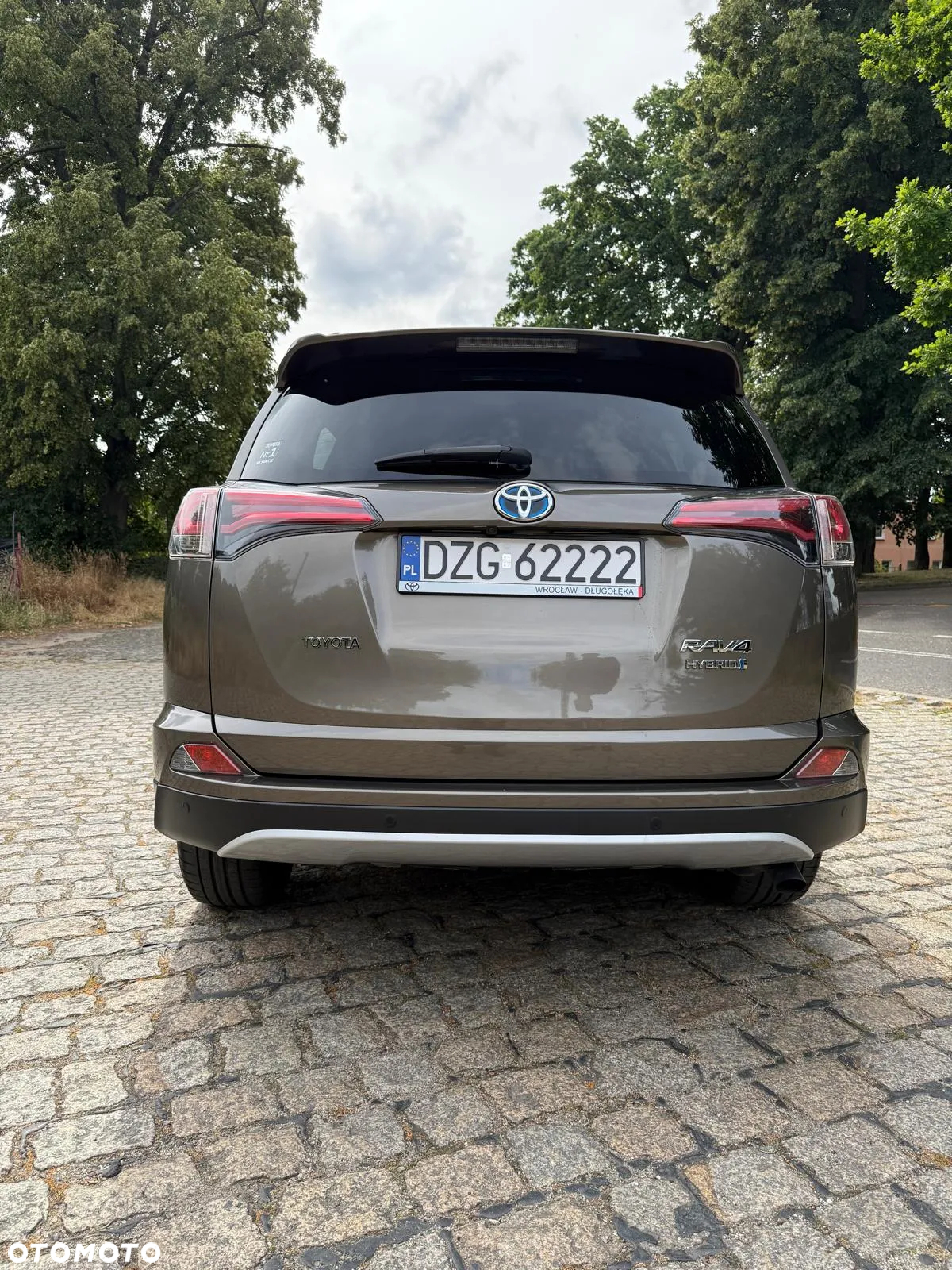 Toyota RAV4 2.5 XLE - 15