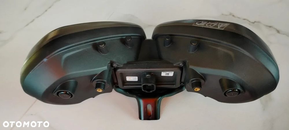 TRIUMPH STREET TRIPLE 765 RS  LICZNIK ZEGARY LAMPA REFLEKTOR - 6