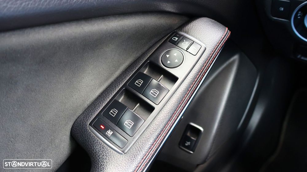 Mercedes-Benz GLA 220 - 18